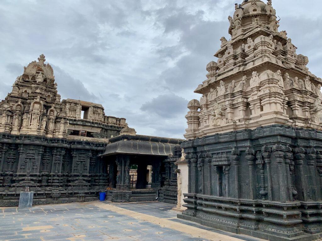 Exploring the Mystical Bugga Ramalingeswara Swamy Temple in Tadipatri, Andhra Pradesh